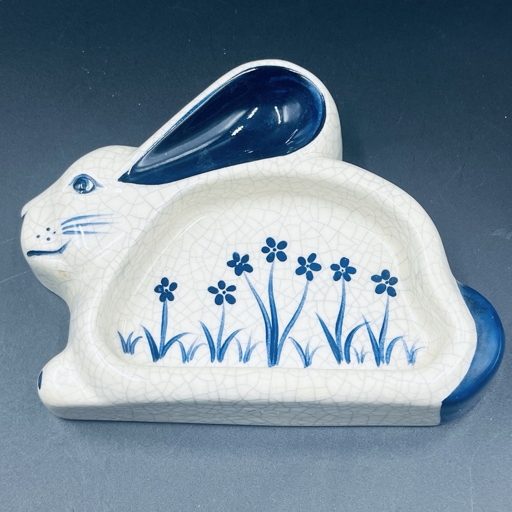 Dedham Pottery Shed Bunny Rabbit Spoon Rest Trinket Soap Dish USA